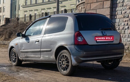 Renault Clio III, 2002 год, 300 000 рублей, 8 фотография
