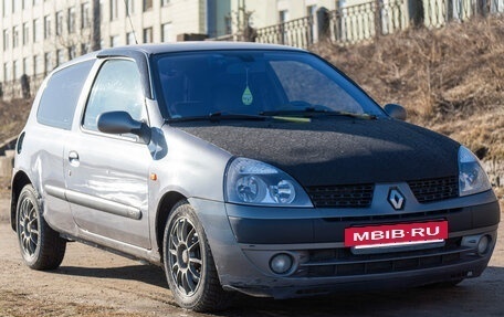 Renault Clio III, 2002 год, 300 000 рублей, 9 фотография