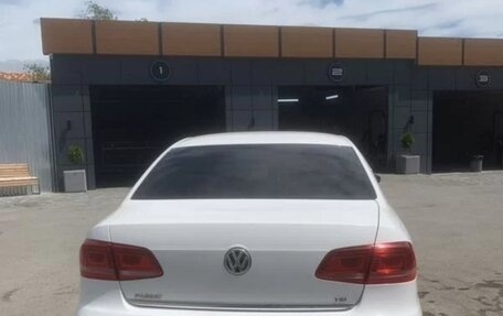Volkswagen Passat B7, 2013 год, 950 000 рублей, 4 фотография