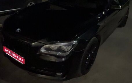 BMW 7 серия, 2012 год, 1 550 000 рублей, 3 фотография