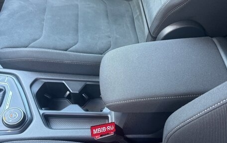 Volkswagen Tiguan II, 2018 год, 2 490 000 рублей, 9 фотография