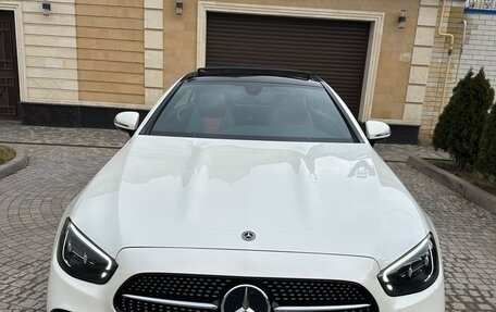 Mercedes-Benz E-Класс, 2020 год, 5 350 000 рублей, 2 фотография