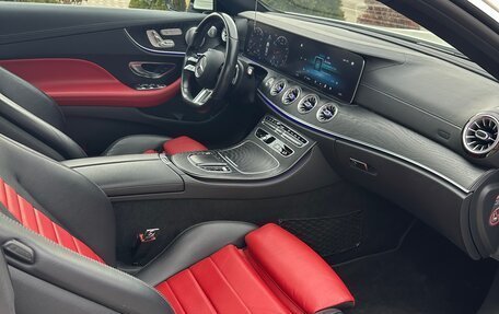 Mercedes-Benz E-Класс, 2020 год, 5 350 000 рублей, 8 фотография