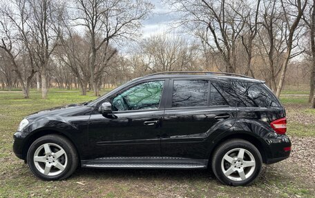 Mercedes-Benz M-Класс, 2010 год, 2 400 000 рублей, 8 фотография
