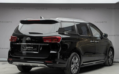 KIA Carnival III, 2018 год, 2 949 000 рублей, 5 фотография