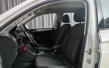 Volkswagen Tiguan II, 2017 год, 1 555 000 рублей, 5 фотография