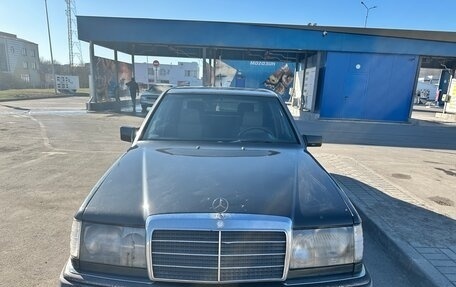 Mercedes-Benz W124, 1986 год, 230 000 рублей, 2 фотография