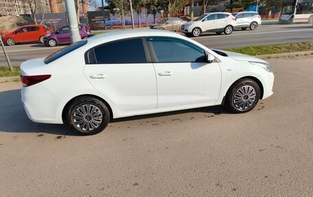 KIA Rio IV, 2020 год, 1 090 000 рублей, 6 фотография