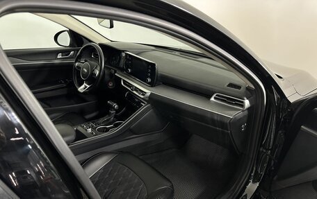 KIA K5, 2021 год, 2 000 000 рублей, 15 фотография