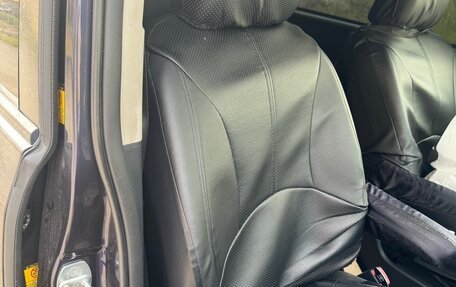 Toyota Voxy II, 2011 год, 1 850 000 рублей, 12 фотография