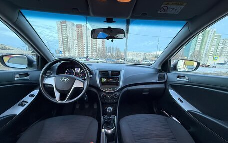 Hyundai Solaris II рестайлинг, 2014 год, 730 000 рублей, 14 фотография