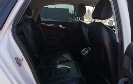 Audi A4, 2012 год, 1 300 000 рублей, 31 фотография