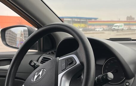 Hyundai Solaris II рестайлинг, 2014 год, 950 000 рублей, 8 фотография