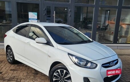 Hyundai Solaris II рестайлинг, 2012 год, 850 000 рублей, 2 фотография