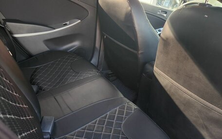 Hyundai Solaris II рестайлинг, 2012 год, 850 000 рублей, 13 фотография