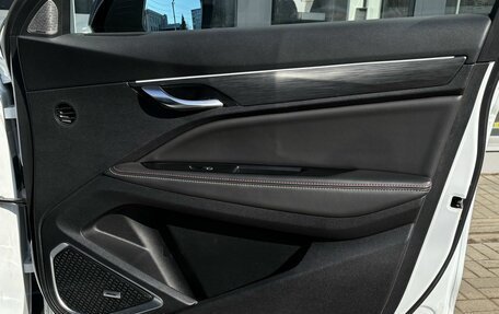 Geely Tugella FY11, 2022 год, 2 900 000 рублей, 17 фотография