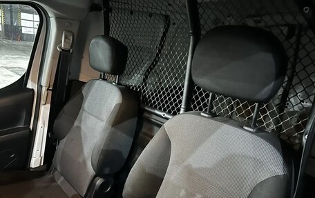 Peugeot Partner II рестайлинг 2, 2021 год, 1 800 000 рублей, 7 фотография