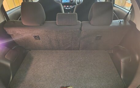 Toyota Vitz, 2020 год, 1 100 000 рублей, 10 фотография