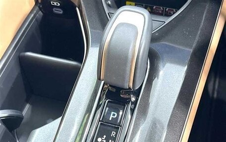 Toyota Crown, 2024 год, 5 120 000 рублей, 7 фотография