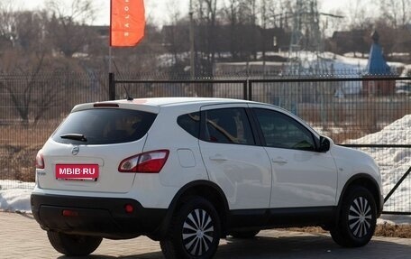Nissan Qashqai, 2011 год, 975 000 рублей, 10 фотография