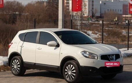 Nissan Qashqai, 2011 год, 975 000 рублей, 3 фотография