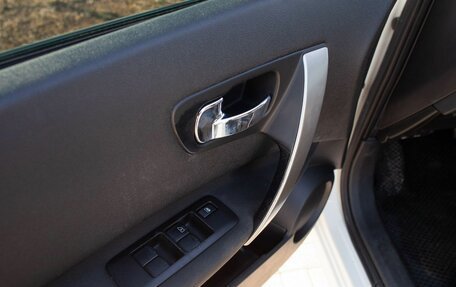 Nissan Qashqai, 2011 год, 975 000 рублей, 33 фотография