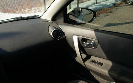 Nissan Qashqai, 2011 год, 975 000 рублей, 35 фотография