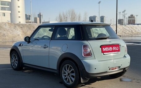 MINI Hatch, 2011 год, 1 030 000 рублей, 4 фотография