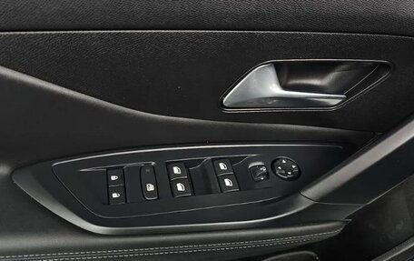 Peugeot 408, 2023 год, 2 210 000 рублей, 15 фотография