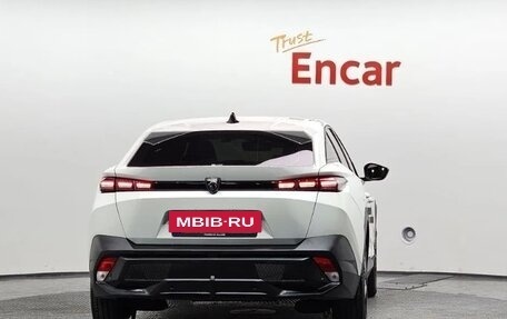 Peugeot 408, 2023 год, 2 210 000 рублей, 4 фотография