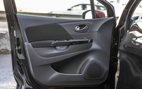 Renault Kaptur I рестайлинг, 2017 год, 1 298 000 рублей, 14 фотография