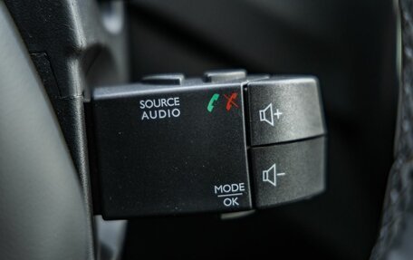 Renault Kaptur I рестайлинг, 2017 год, 1 298 000 рублей, 36 фотография