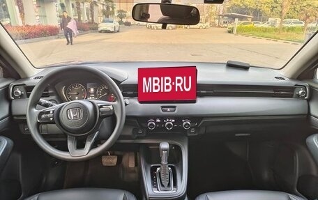 Honda Vezel, 2024 год, 1 980 005 рублей, 5 фотография