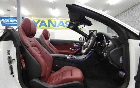 Mercedes-Benz C-Класс, 2018 год, 2 250 000 рублей, 10 фотография