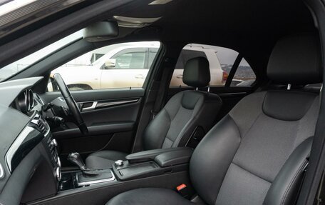 Mercedes-Benz C-Класс, 2011 год, 1 400 000 рублей, 13 фотография