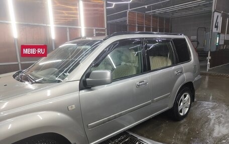 Nissan X-Trail, 2005 год, 800 000 рублей, 3 фотография