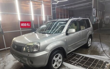 Nissan X-Trail, 2005 год, 800 000 рублей, 2 фотография