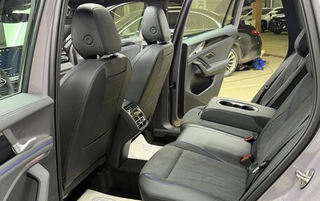 Volkswagen Tiguan, 2026 год, 5 000 000 рублей, 24 фотография