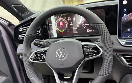 Volkswagen Tiguan, 2026 год, 5 000 000 рублей, 37 фотография