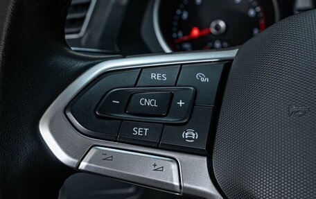 Volkswagen Tiguan II, 2021 год, 2 621 000 рублей, 18 фотография