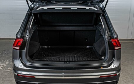 Volkswagen Tiguan II, 2021 год, 2 621 000 рублей, 23 фотография