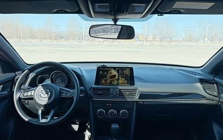 Mazda CX-4, 2022 год, 1 850 000 рублей, 9 фотография