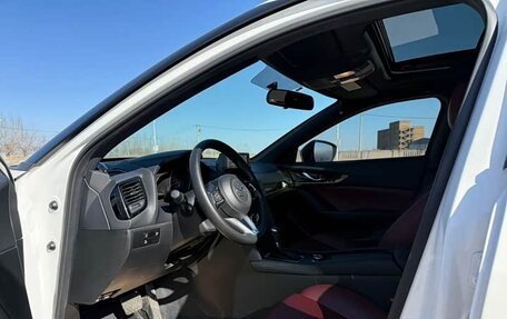 Mazda CX-4, 2022 год, 1 850 000 рублей, 14 фотография