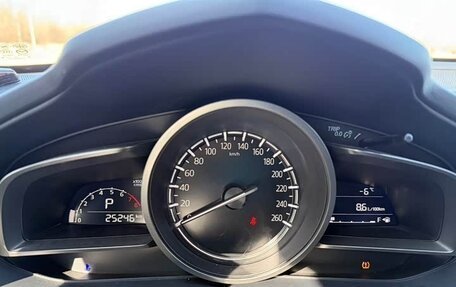 Mazda CX-4, 2022 год, 1 850 000 рублей, 25 фотография