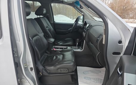 Nissan Pathfinder, 2005 год, 935 000 рублей, 32 фотография