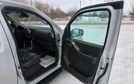 Nissan Pathfinder, 2005 год, 935 000 рублей, 30 фотография