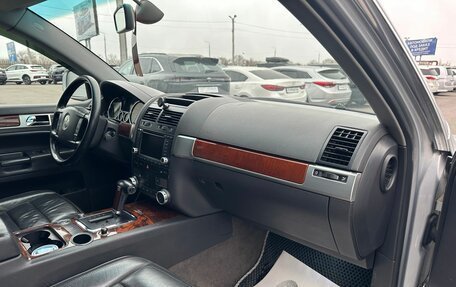 Volkswagen Touareg III, 2003 год, 859 000 рублей, 13 фотография