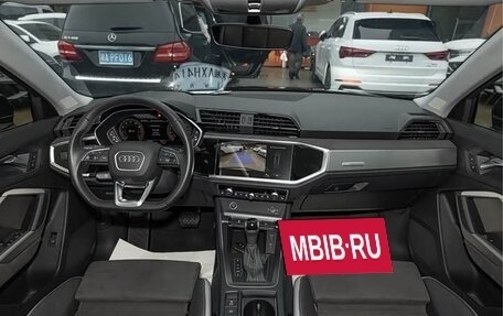 Audi Q3, 2022 год, 2 080 000 рублей, 10 фотография