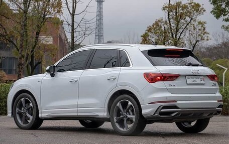 Audi Q3, 2022 год, 2 135 000 рублей, 5 фотография