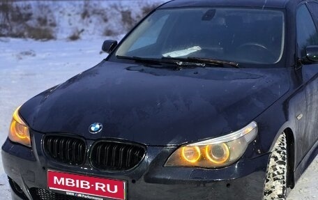 BMW 5 серия, 2004 год, 699 000 рублей, 1 фотография